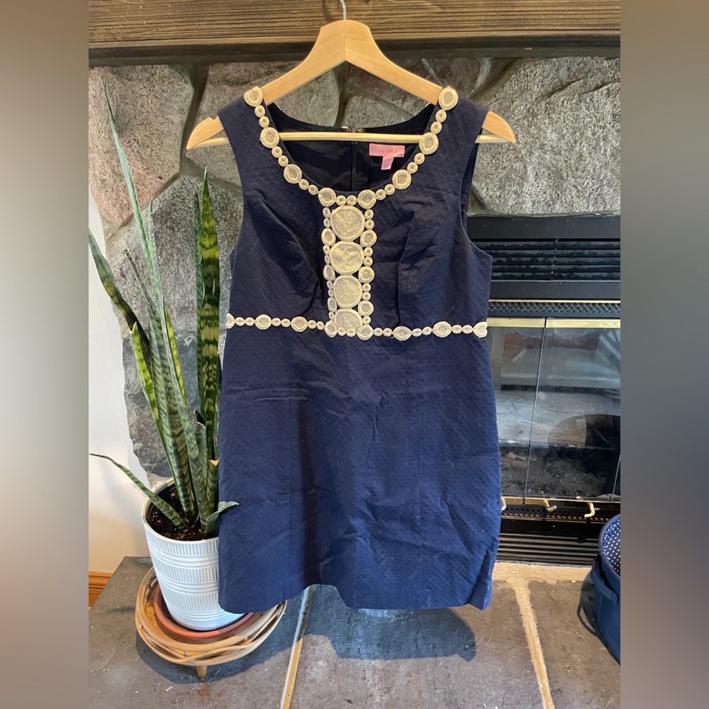 Classic Lilly shift